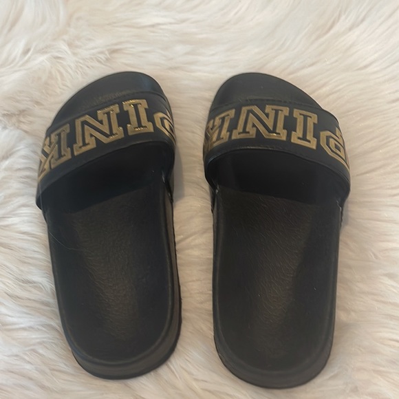NWOT PINK Black Gold Slides Small - Picture 3 of 5